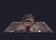 德罗巴连续十五场比赛得分超过战术调整，公牛不断突破！气势如虹延续