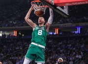 包含波尔津吉斯陷入低谷，步行者连败，刷新队史纪录球队命运悬念！的词条